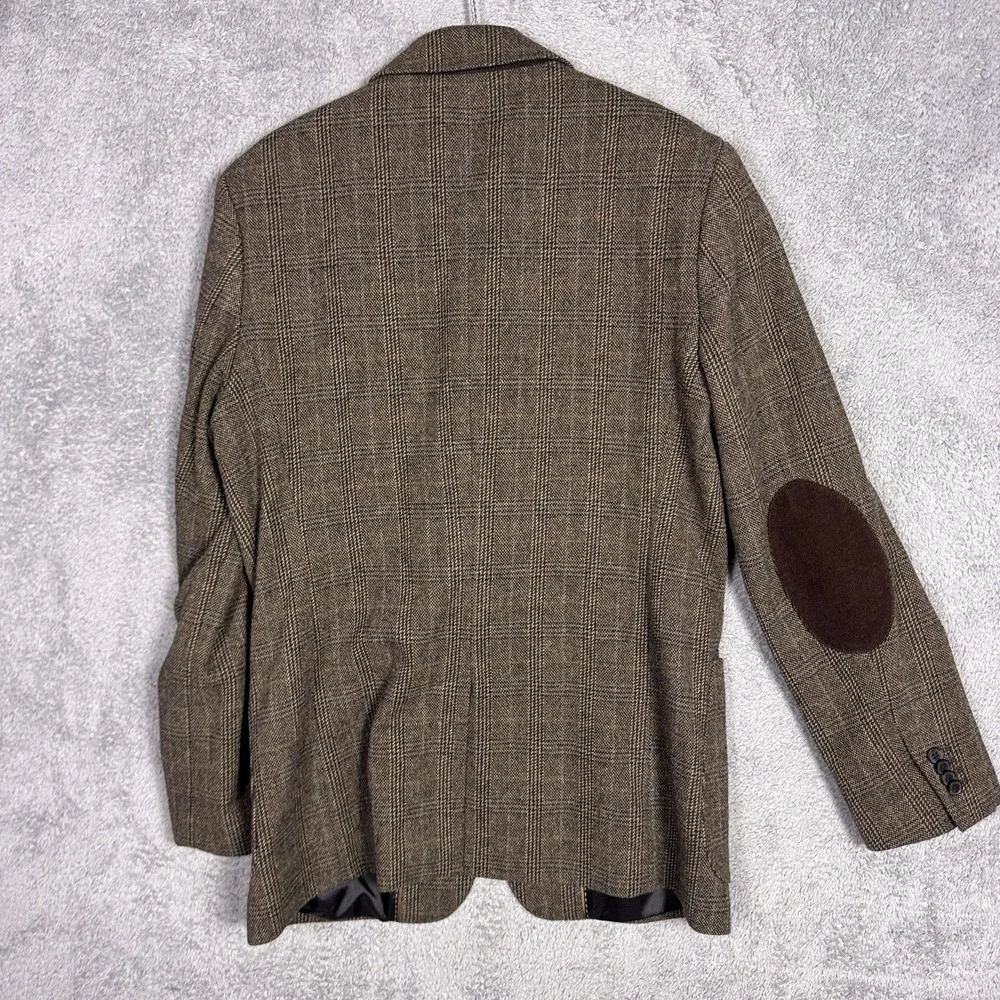 Banana Republic shipping men